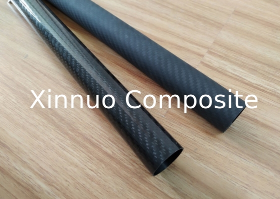 Tubes en fibre de carbone de tout diamètre personnalisés pour le kayak, le canoë et la surface 3K